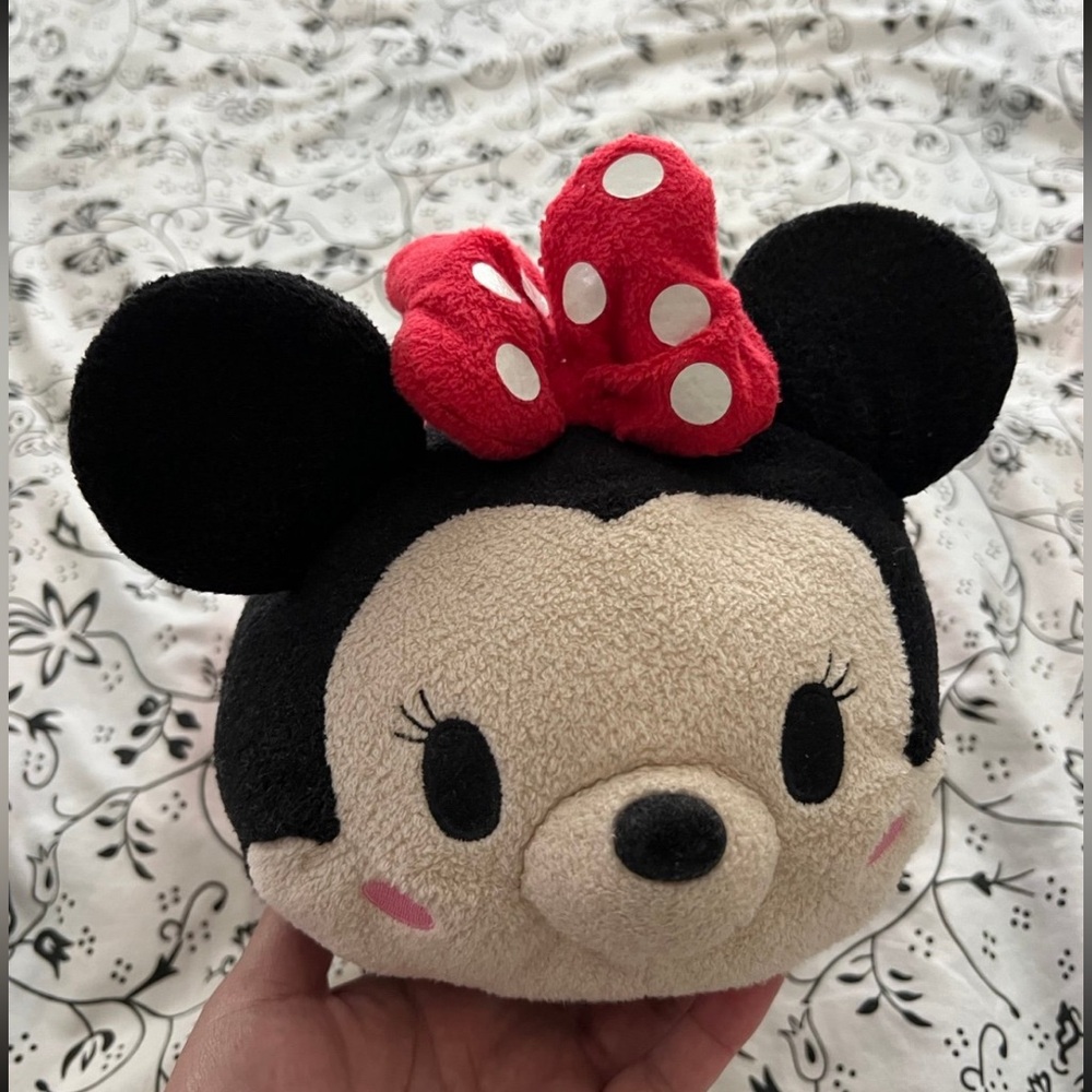Minnie Mouse Tsum Tsum